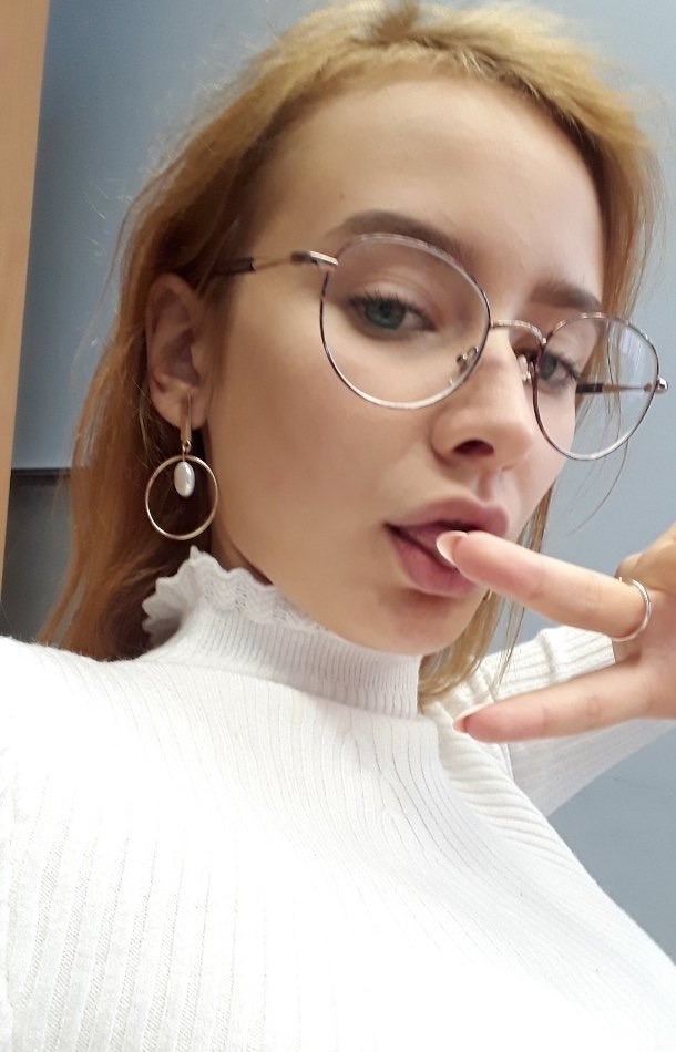 Лилиана привлекательная девушка из Райчихинск цена от 5000 руб