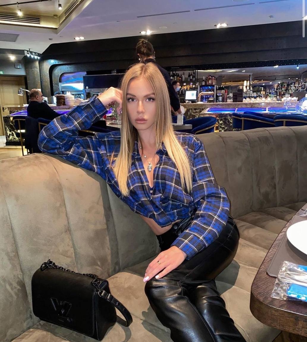 Индивидуалка Алина, доступна для личного знакомства от 3000 руб