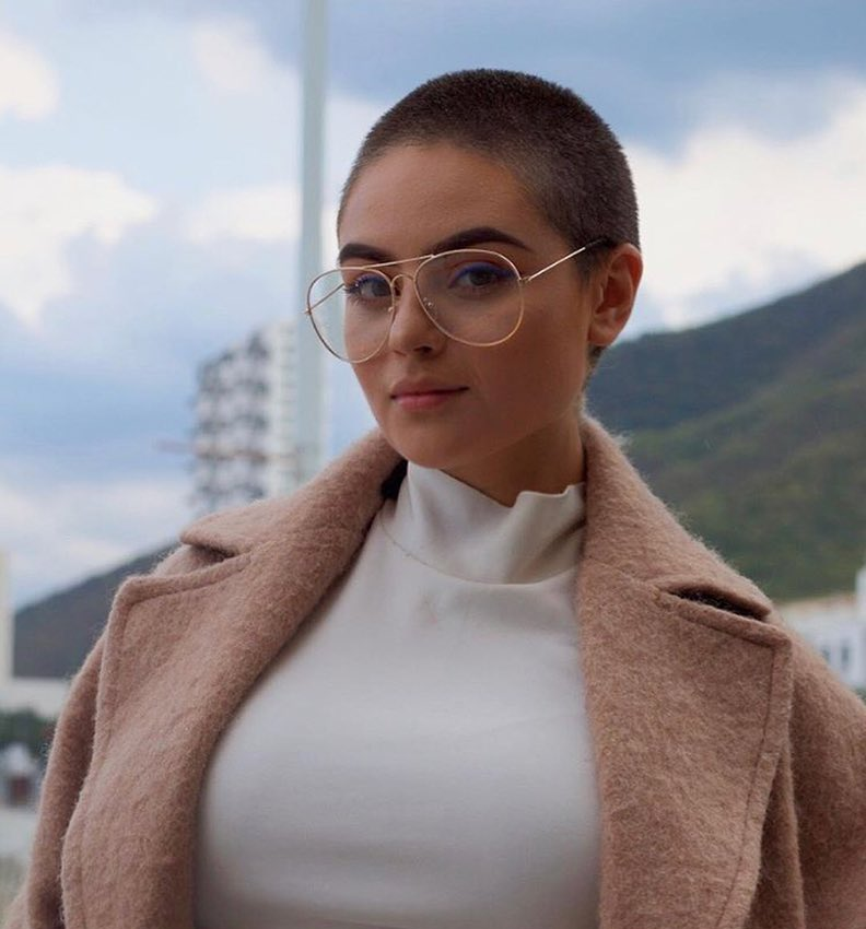 Алеся привлекательная девушка из Райчихинск цена от 3500 руб